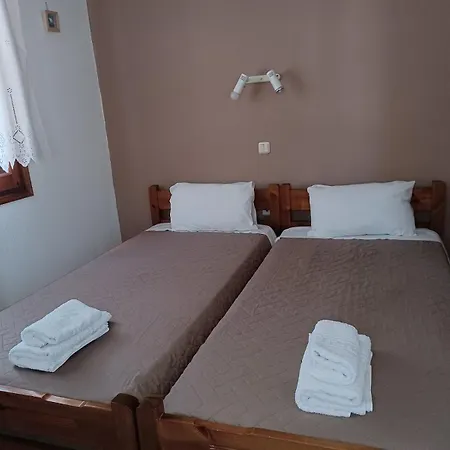 Guest house Maravelias 3*